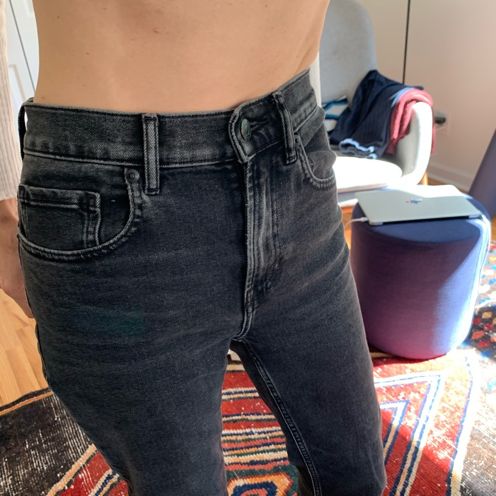 EVERLANE CHEEKY JEAN SIZE 24
